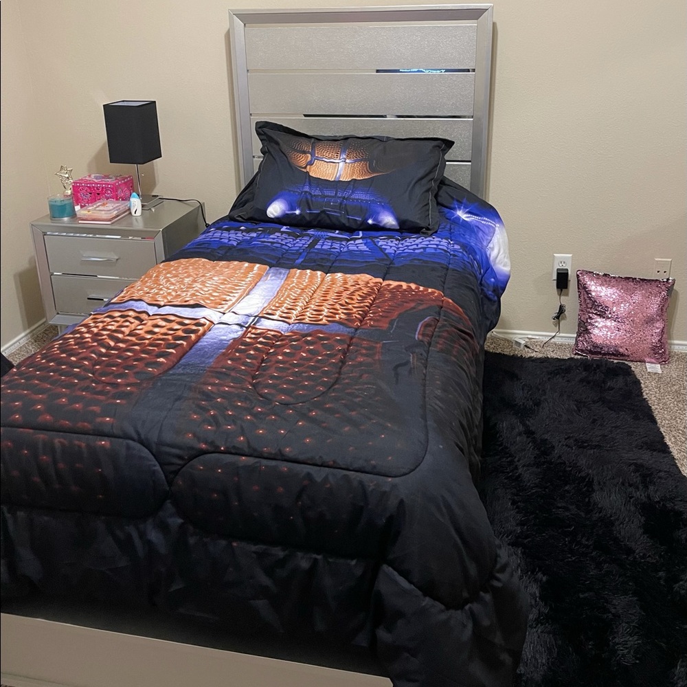 Twin bed